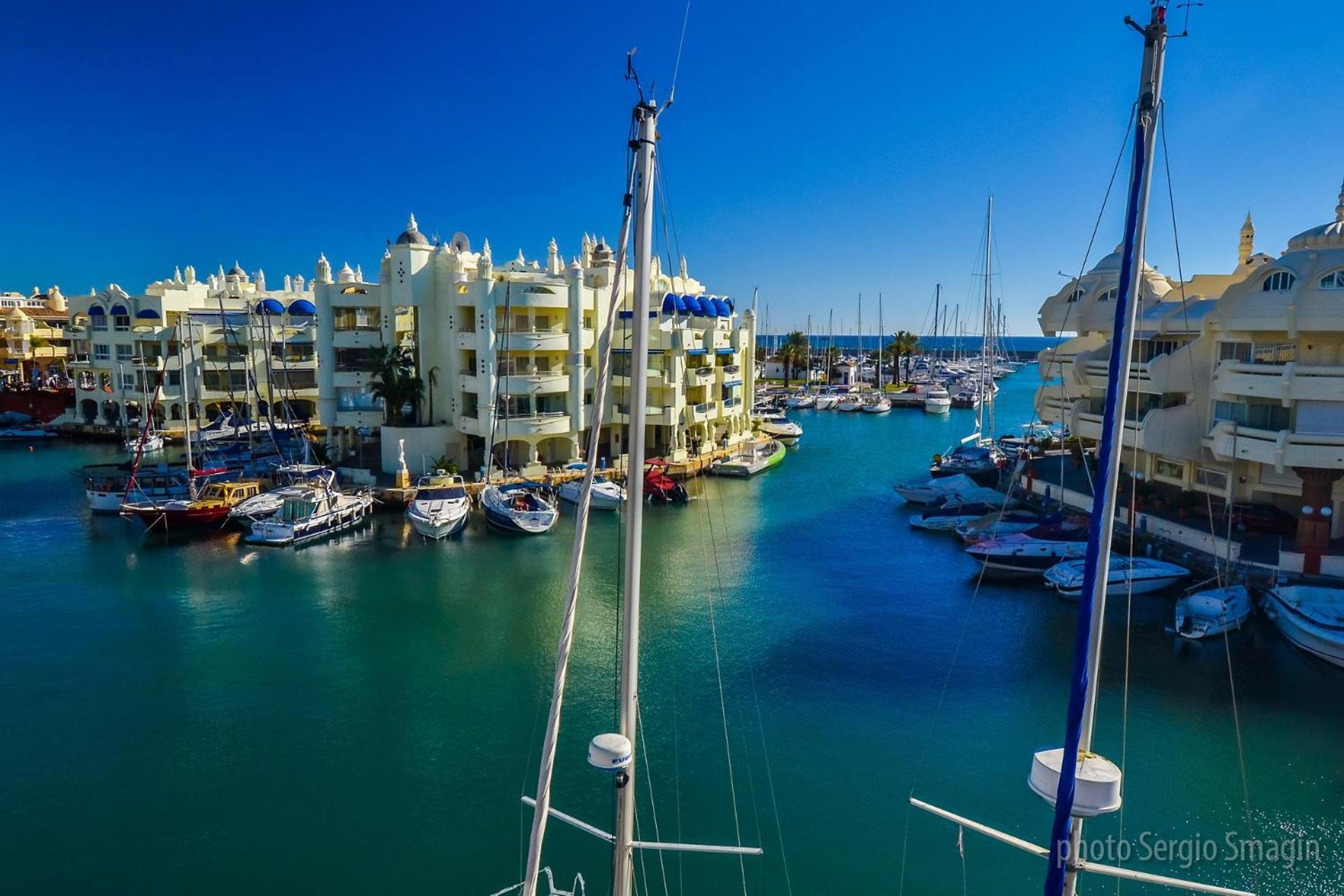 Los patos I Apartamentos - Segunda línea de playa - PARKING GRATIS - PISCINA - EXCELENTE CONEXION WIFI Benalmádena Exterior foto